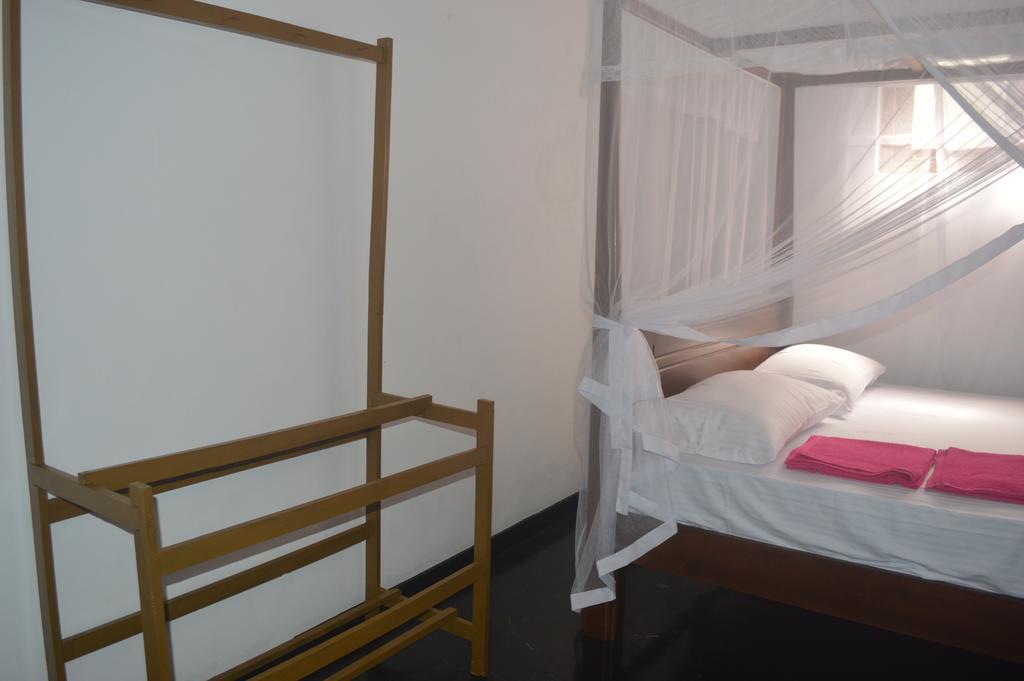 Chamod Holiday Home Tangalle Exterior photo