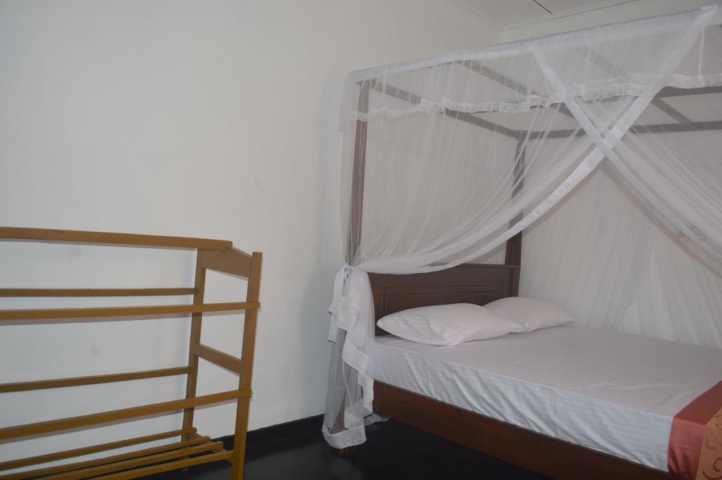 Chamod Holiday Home Tangalle Exterior photo